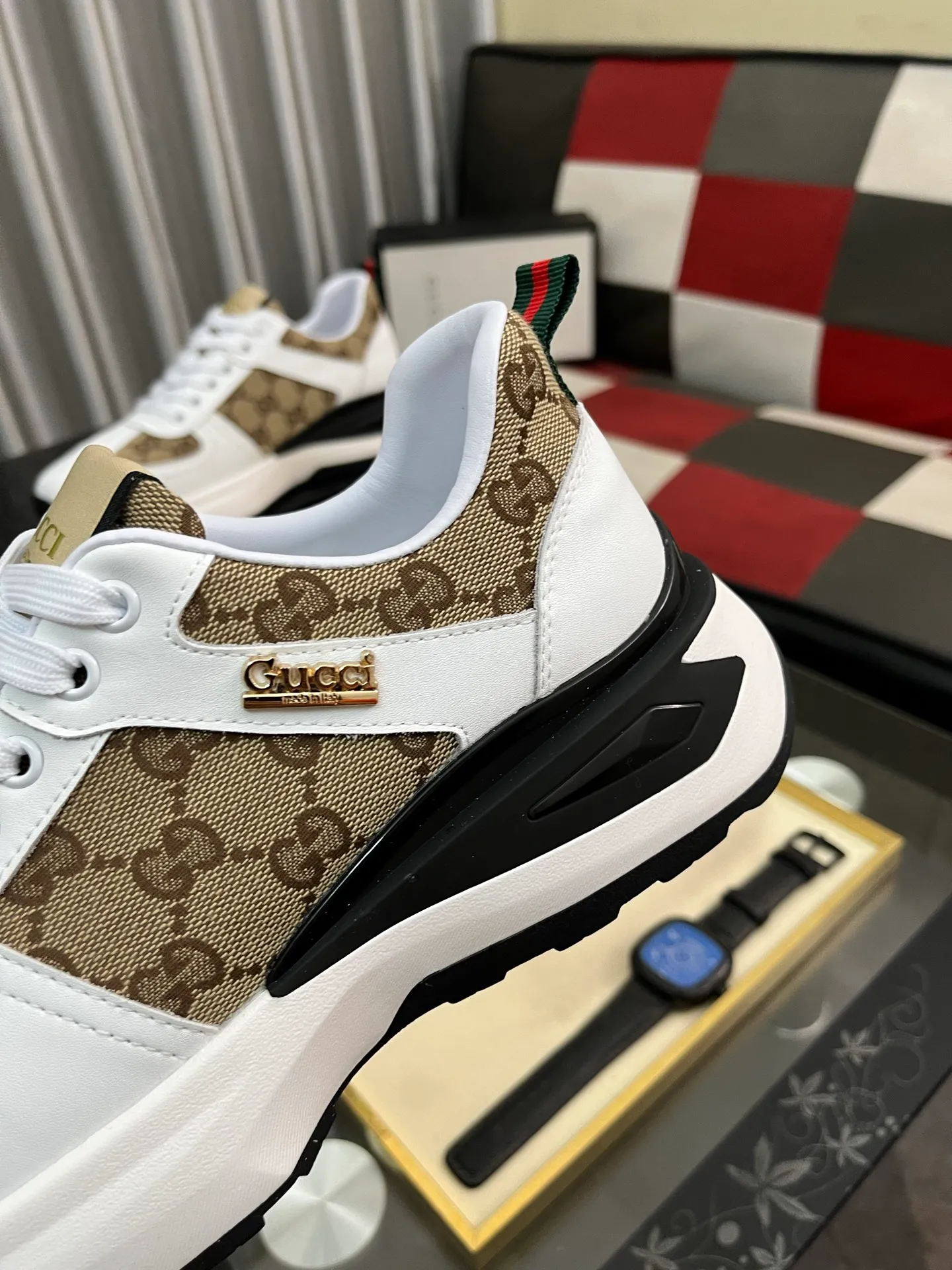 Men's Men's Shoes💰458⌚️⌚️[GUCCI] Gucci men's casual shoes are absolutely popular🔥The ultimate matching item for trendy men! The charm of super texture is irresistible, the main recommendation, the flower leather color is bright! The upper is made of high-quality brand printed fabric with cowhide, breathable leather lining and wear-resistant rubber sole, noble and elegant! Extremely comfortable🎁🎁You can be as handsome as you want💪 38-444️⃣colors available